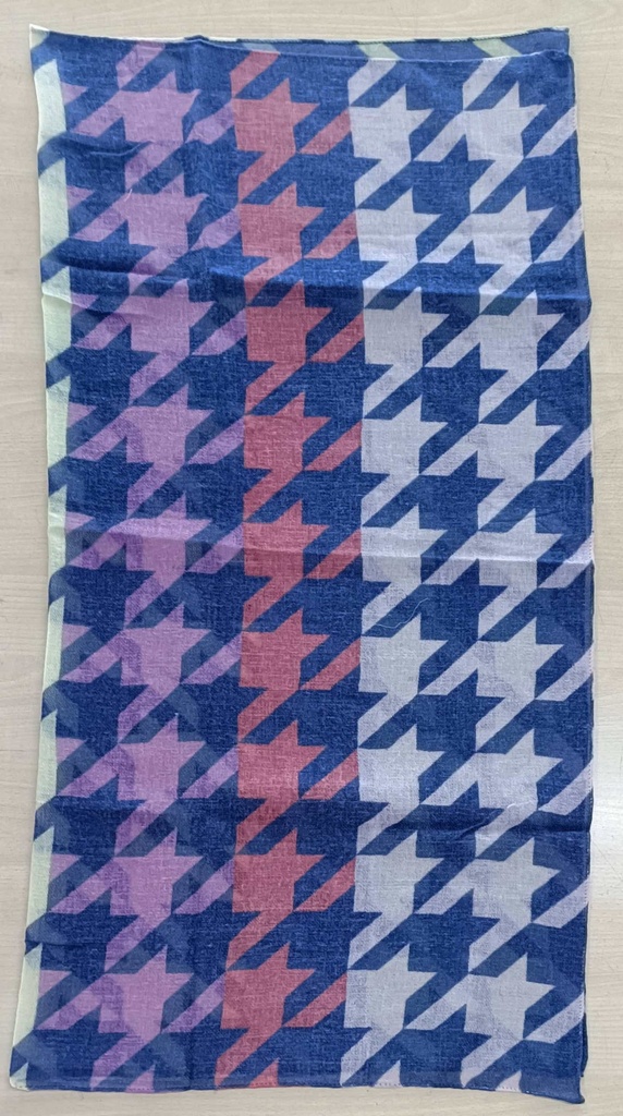 91B238 Scarf 94cm x 98cm