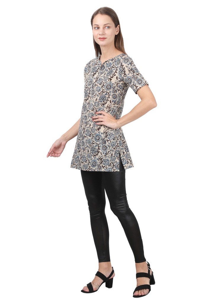 Lilja Short A-Line Kurta (side 1)