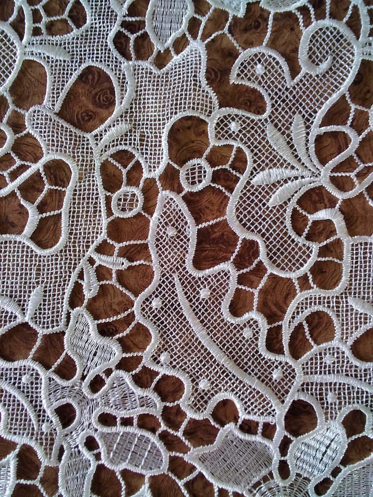 [CH 132 100% POLYESTER (120-125 CMS) (Lace)] CH 132