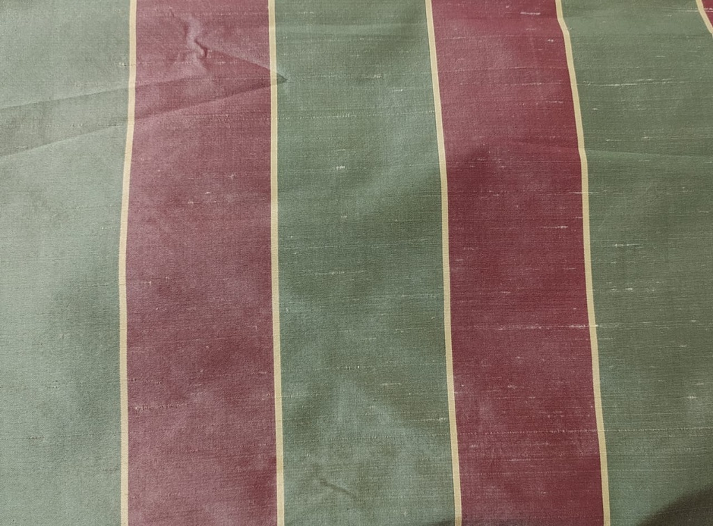 [OTA 245 :  100 % Silk  : Width 137 cm] OTA 245