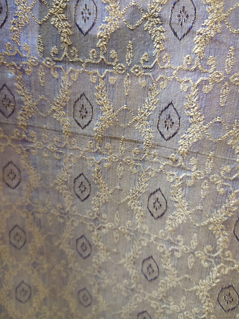 [OTA 247 :  100 % Silk  : Width 110 cm] OTA 247