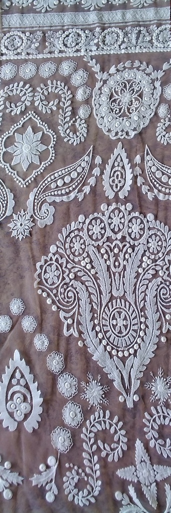 [CH 251 TMC E8553-C/ Base 100% Nylon, Emb 100% Cotton, Width 47/48", 180GSM, Off White] CH 251