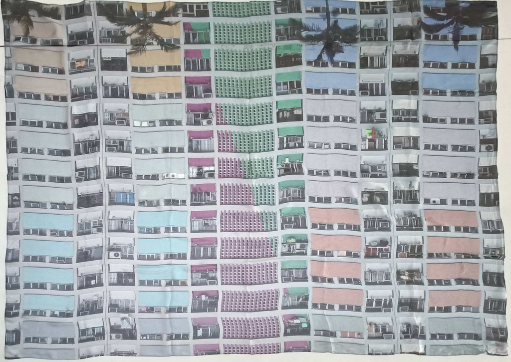 91B74 Scarf 165cm x 130cm