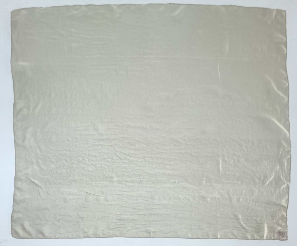 91B334 Scarf 105cm x 90cm