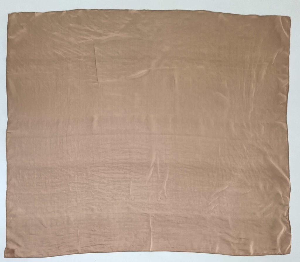 91B335 Scarf 105cm x 90cm