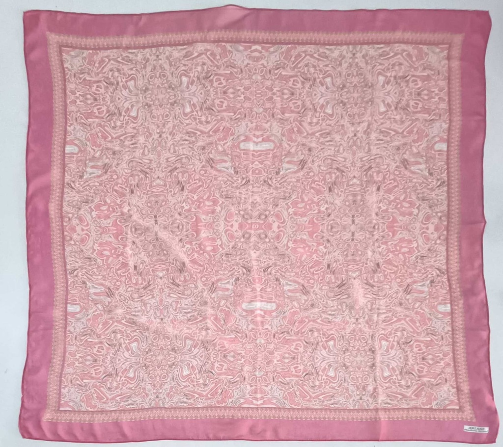 91B262 Scarf 100cm x 100cm