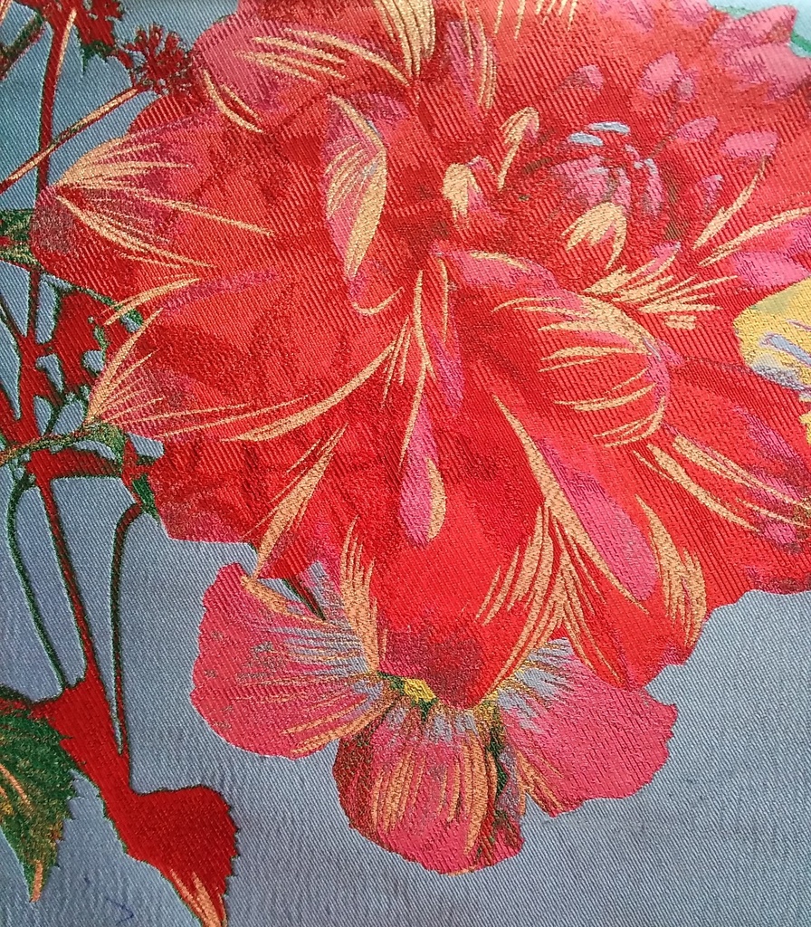 [CH 345(1) 84% POLYESTER 16% METALLIC (277 GLM) (143 CMS) (Jacquard)] CH 345 (1)