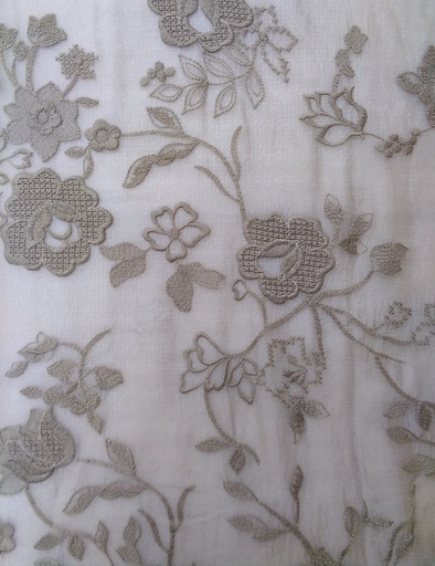 [CH 266 100% SILK (Width: F/W-50/52", C/W-46/48") (68 GLM) (Embroidery)] CH 266