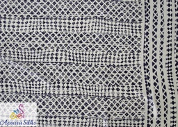 [Printed Woven Fabric 100% Silk 54" 71 GSM] 377 STK2018