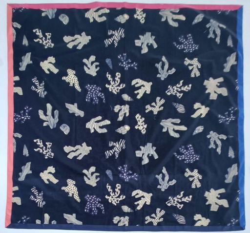 91B315 Scarf 93cm x 80cm