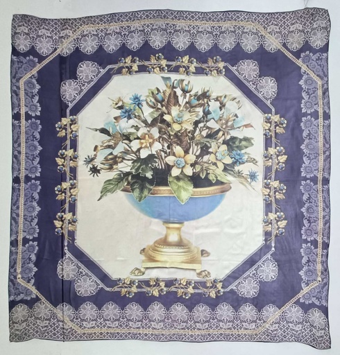 91B108 Scarf 130cm x 130cm