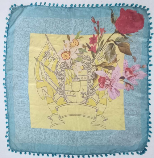 91B121 Scarf 90cm x 90cm