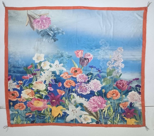 91B137 Scarf 130cm x 130cm
