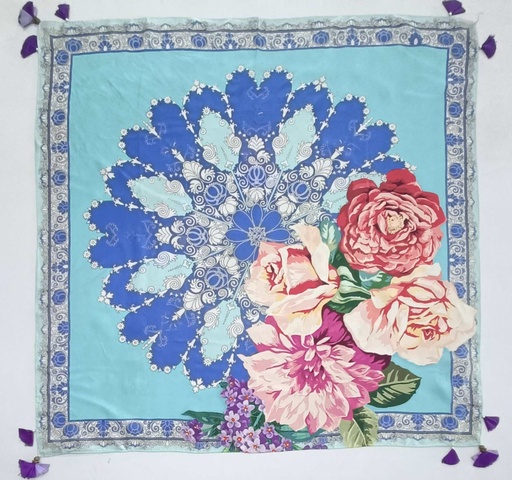 91B150 Scarf 90cm x 90cm