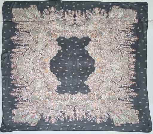 91B158 Scarf 130cm x 130cm