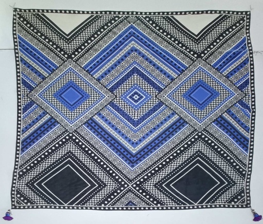 91B161 Scarf 130cm x 130cm