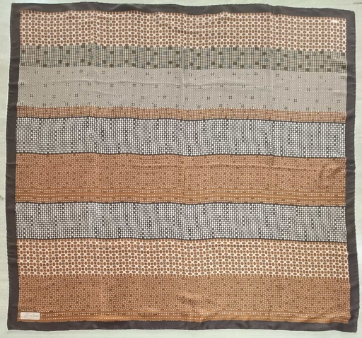 91B184 Scarf 36" x 36"