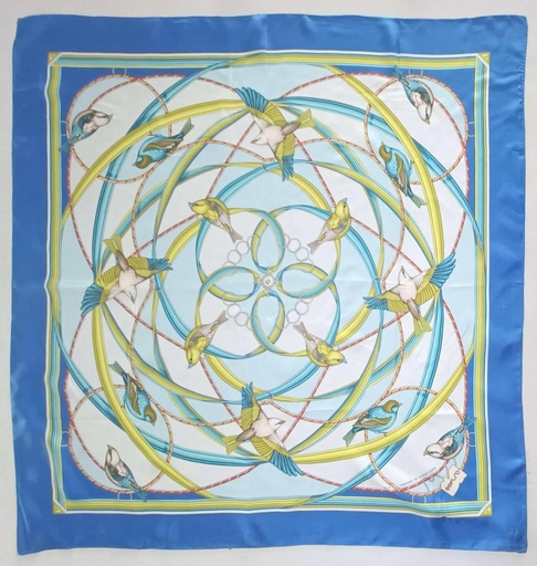 91B268 Scarf 36" x 35"