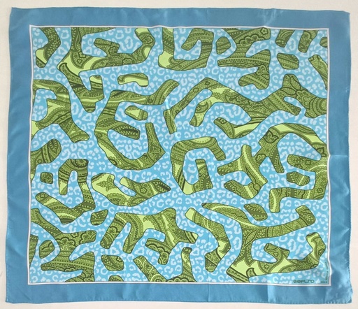 91B282 Scarf 26" x 26"